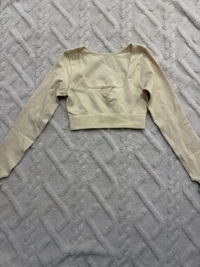 OQQ Ribbed Square-Neck Long Sleeve Crop Top - Cream